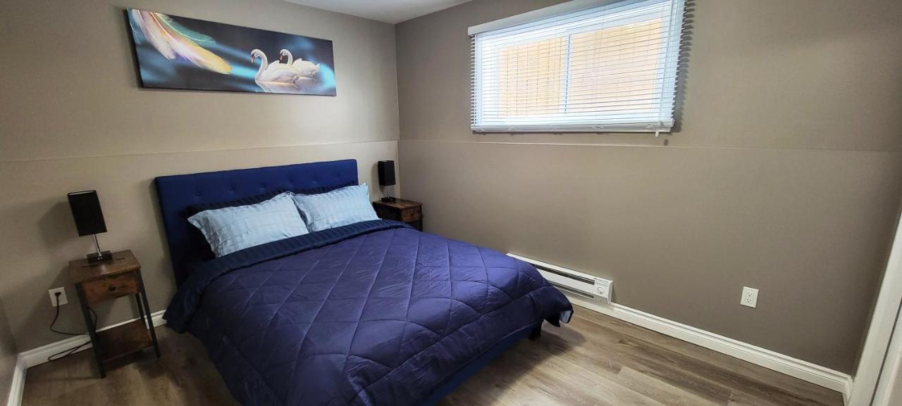 Blue Wave 2 Bedroom Suite Saskatoon Esterno foto