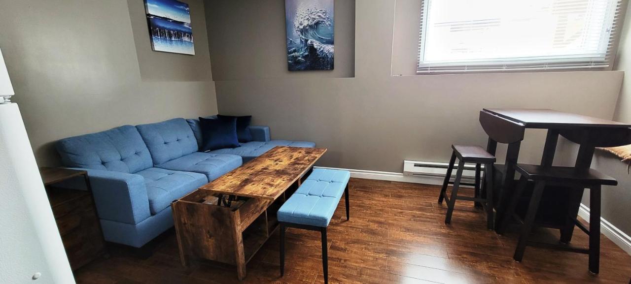 Blue Wave 2 Bedroom Suite Saskatoon Esterno foto