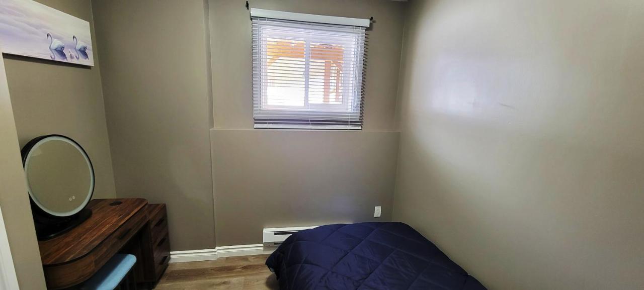 Blue Wave 2 Bedroom Suite Saskatoon Esterno foto
