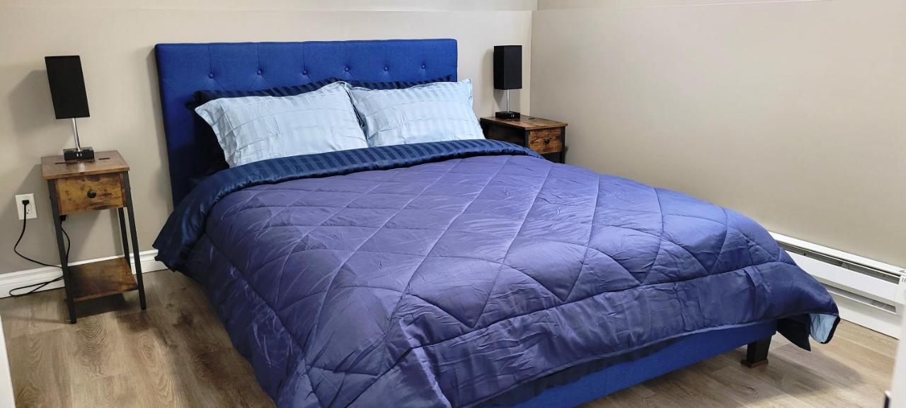 Blue Wave 2 Bedroom Suite Saskatoon Esterno foto